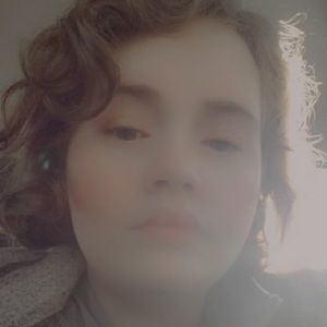 Meet your Posher, Tabitha